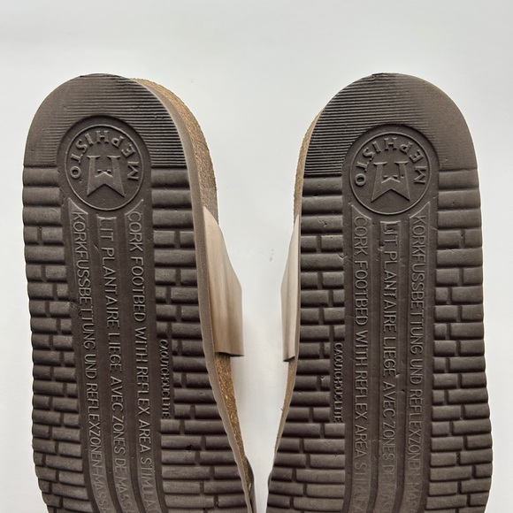 Mephisto Women’s Gold Tan Sandals with Adjustable Buckles - Picture 5 of 13